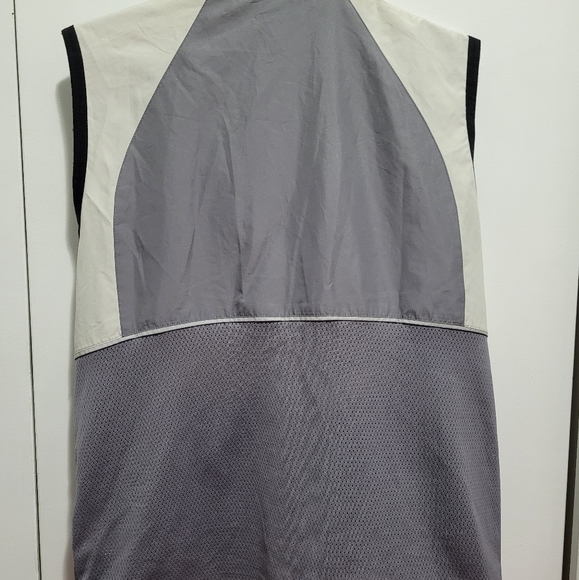 Vintage early 2000's Nike vest - Picture 4 of 4